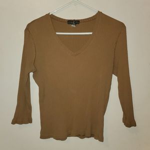 Banana Republic quarter sleeve V-neck top